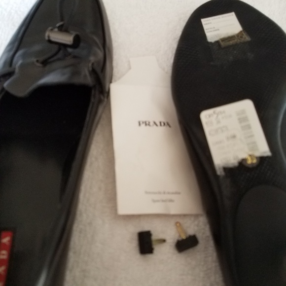 Prada Black Pointy Toe Flats with front toggle decoration $395 Original NWT NEW - Picture 4 of 7